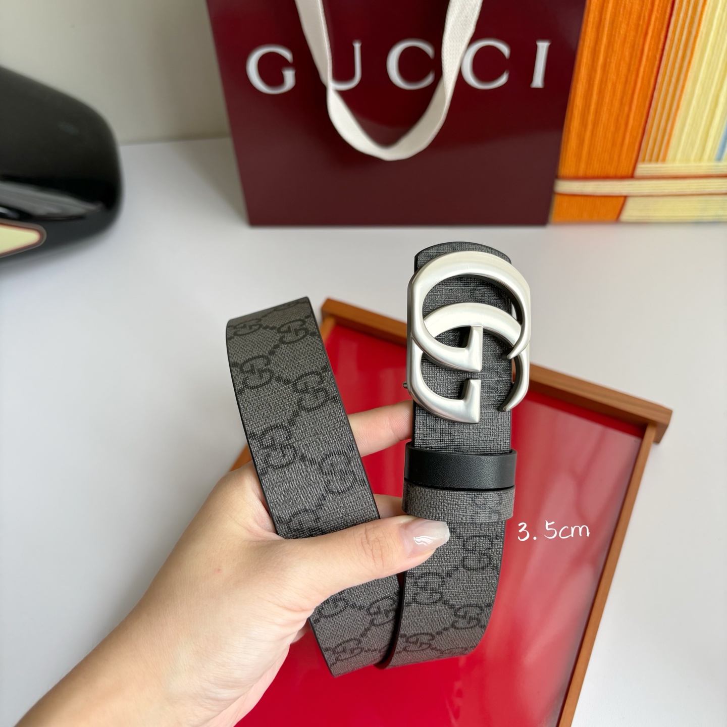 Gucci 经典原单品质，新款灰色Pvc印花搭配原版平纹底，精品挂扣，精工制作，细节看图，实物拍摄，高端