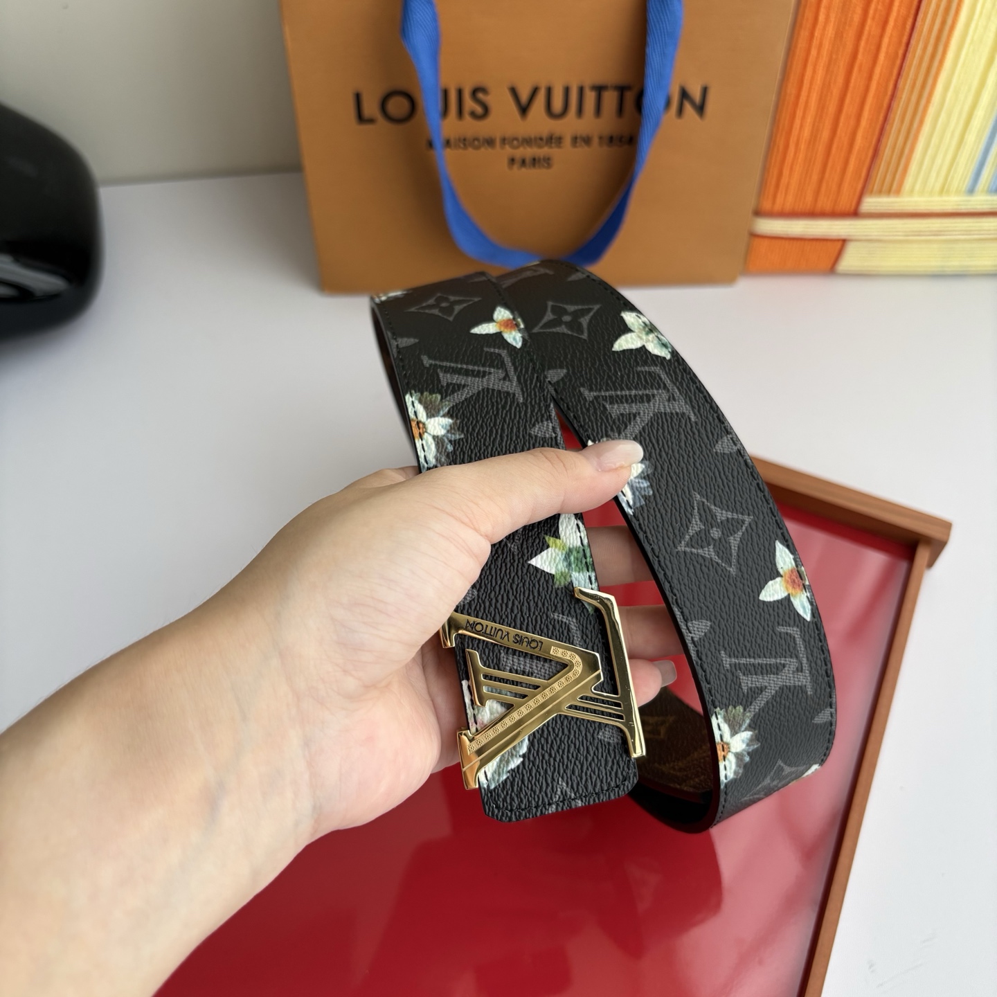 LOUIS VUITTON经典原单品质，两面印花，精工制作，细节看图，实物拍摄，高端奢华，宽度4.0cm