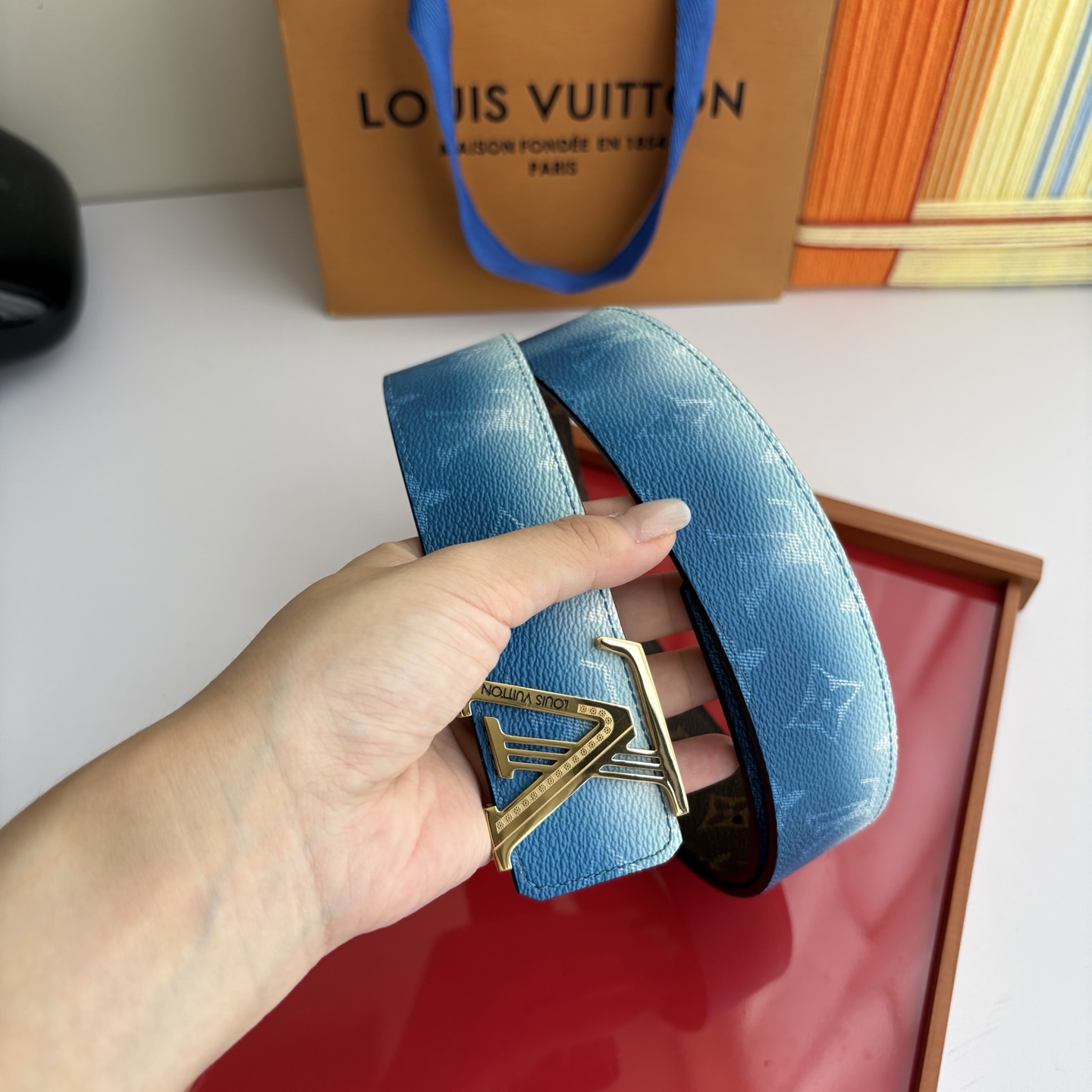 LOUIS VUITTON经典原单品质，两面印花，精工制作，细节看图，实物拍摄，高端奢华，宽度4.0cm