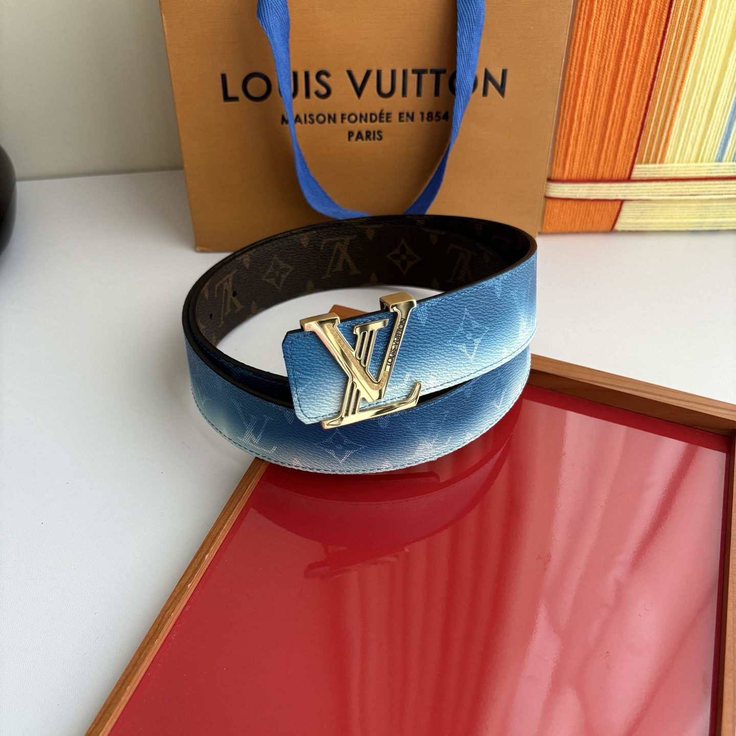 LOUIS VUITTON经典原单品质，两面印花，精工制作，细节看图，实物拍摄，高端奢华，宽度4.0cm
