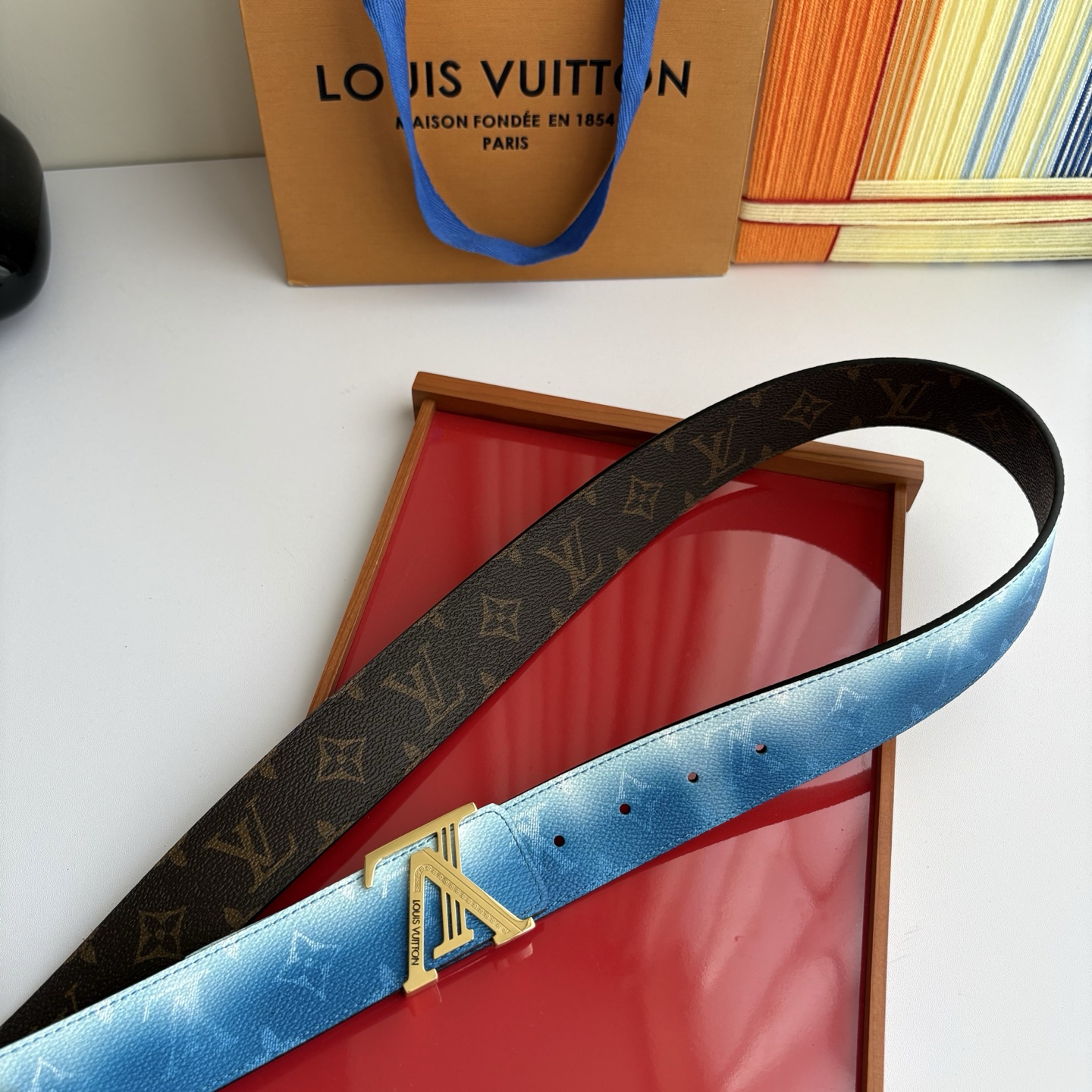 LOUIS VUITTON经典原单品质，两面印花，精工制作，细节看图，实物拍摄，高端奢华，宽度4.0cm