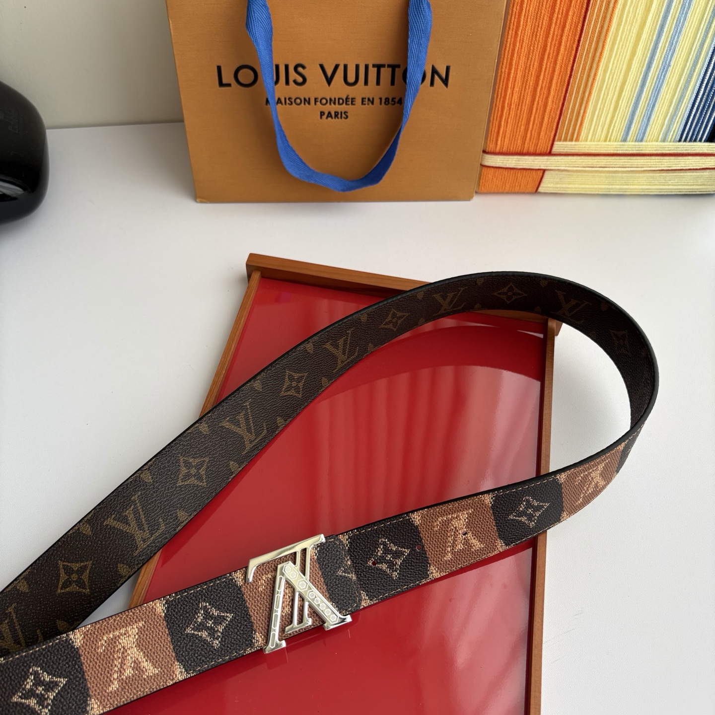 LOUIS VUITTON经典原单品质，两面印花，精工制作，细节看图，实物拍摄，高端奢华，宽度4.0cm