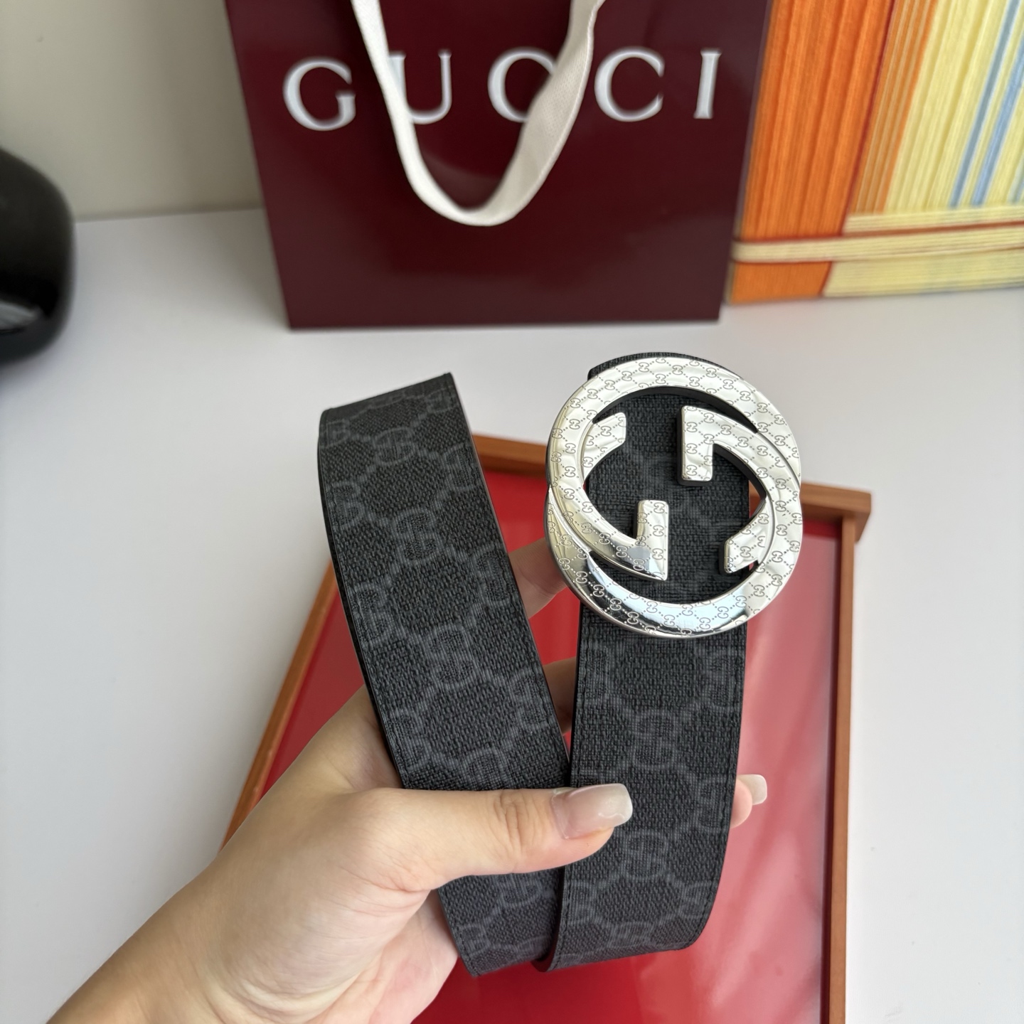 Gucci 经典原单品质，黑色经典Pvc印花搭配荔枝纹底，精品钢扣，精工制作，细节看图，实物拍摄，高端奢