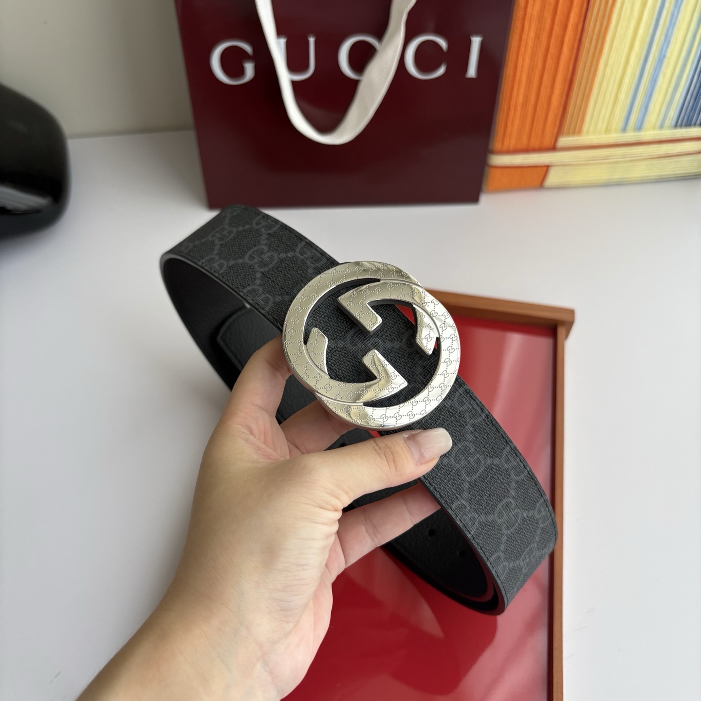 Gucci 经典原单品质，黑色经典Pvc印花搭配荔枝纹底，精品钢扣，精工制作，细节看图，实物拍摄，高端奢