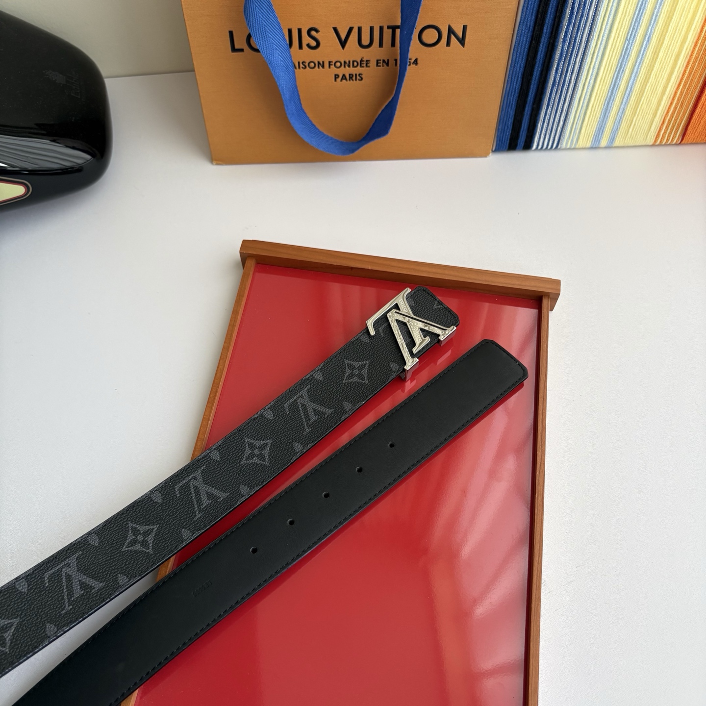 LOUIS VUITTON经典原单品质，一面经典Pvc印花一面平纹搭配原单精品钢扣，精工制作，细节看图，