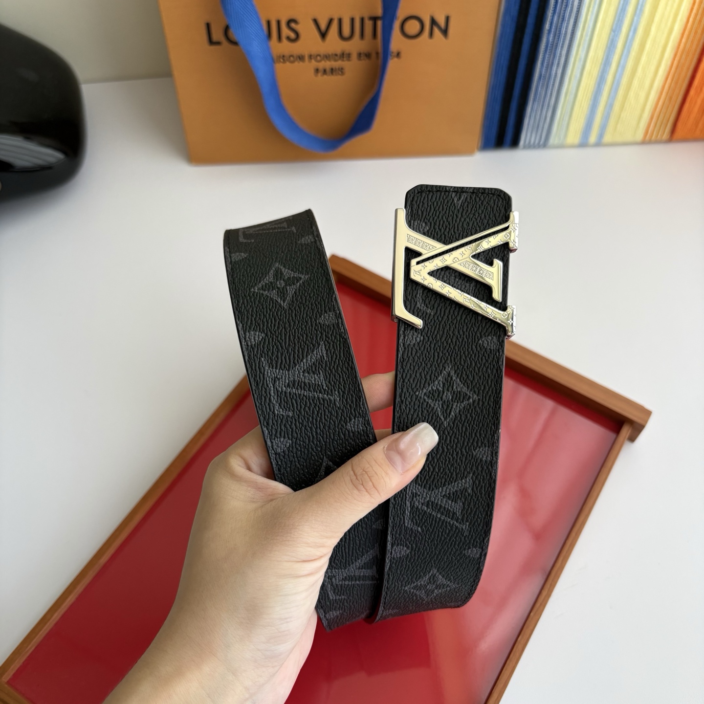 LOUIS VUITTON经典原单品质，一面经典Pvc印花一面平纹搭配原单精品钢扣，精工制作，细节看图，