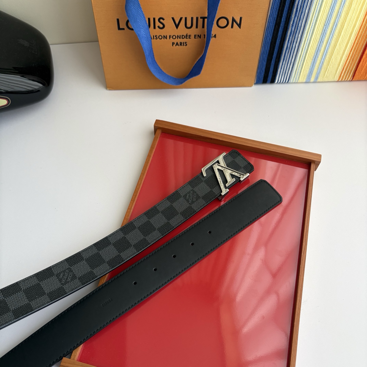 LOUIS VUITTON经典原单品质，一面经典Pvc印花一面平纹搭配原单精品钢扣，精工制作，细节看图，