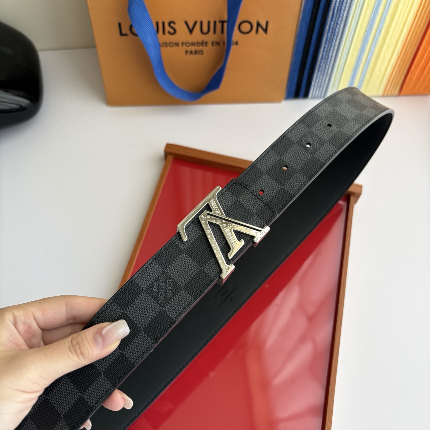 LOUIS VUITTON经典原单品质，一面经典Pvc印花一面平纹搭配原单精品钢扣，精工制作，细节看图，