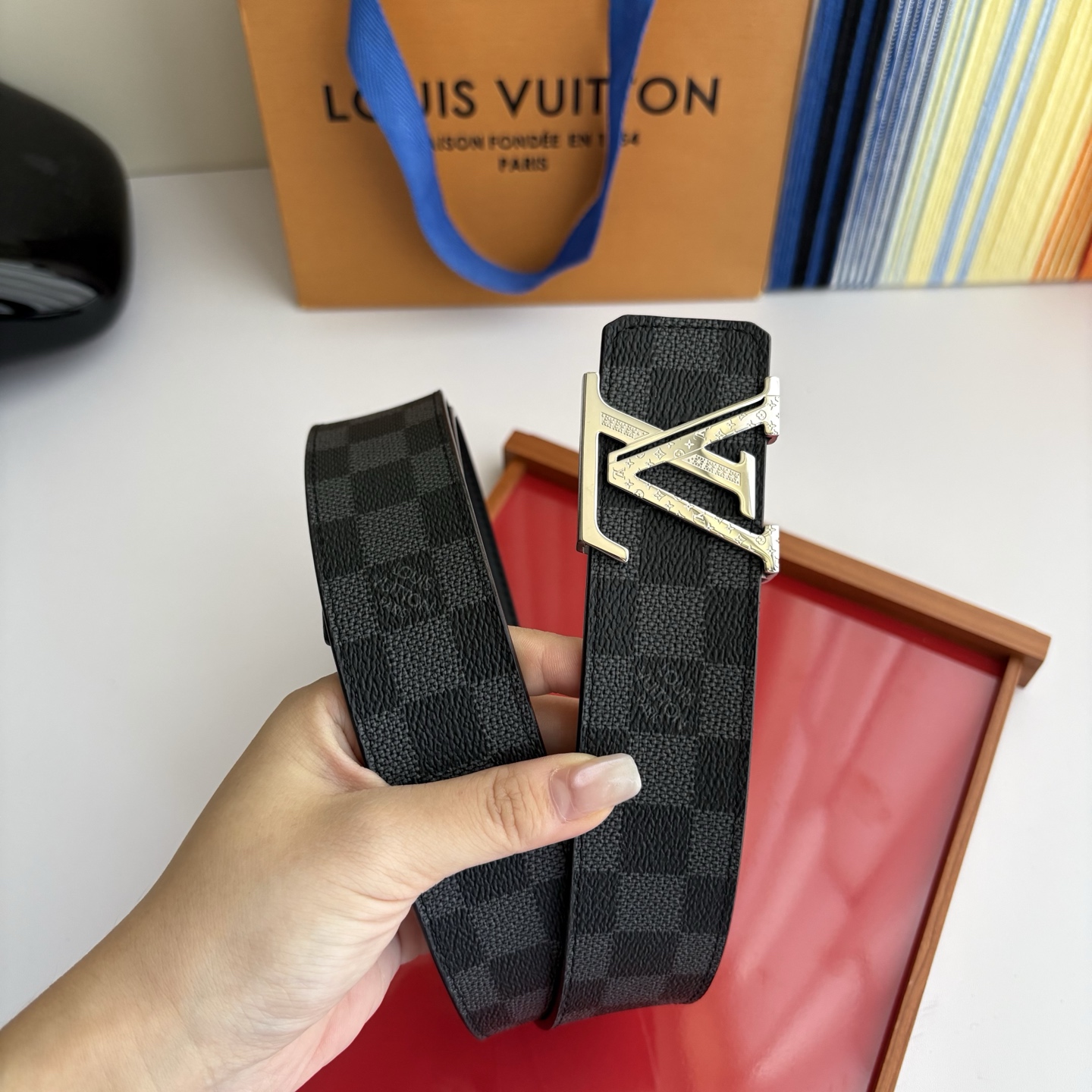 LOUIS VUITTON经典原单品质，一面经典Pvc印花一面平纹搭配原单精品钢扣，精工制作，细节看图，
