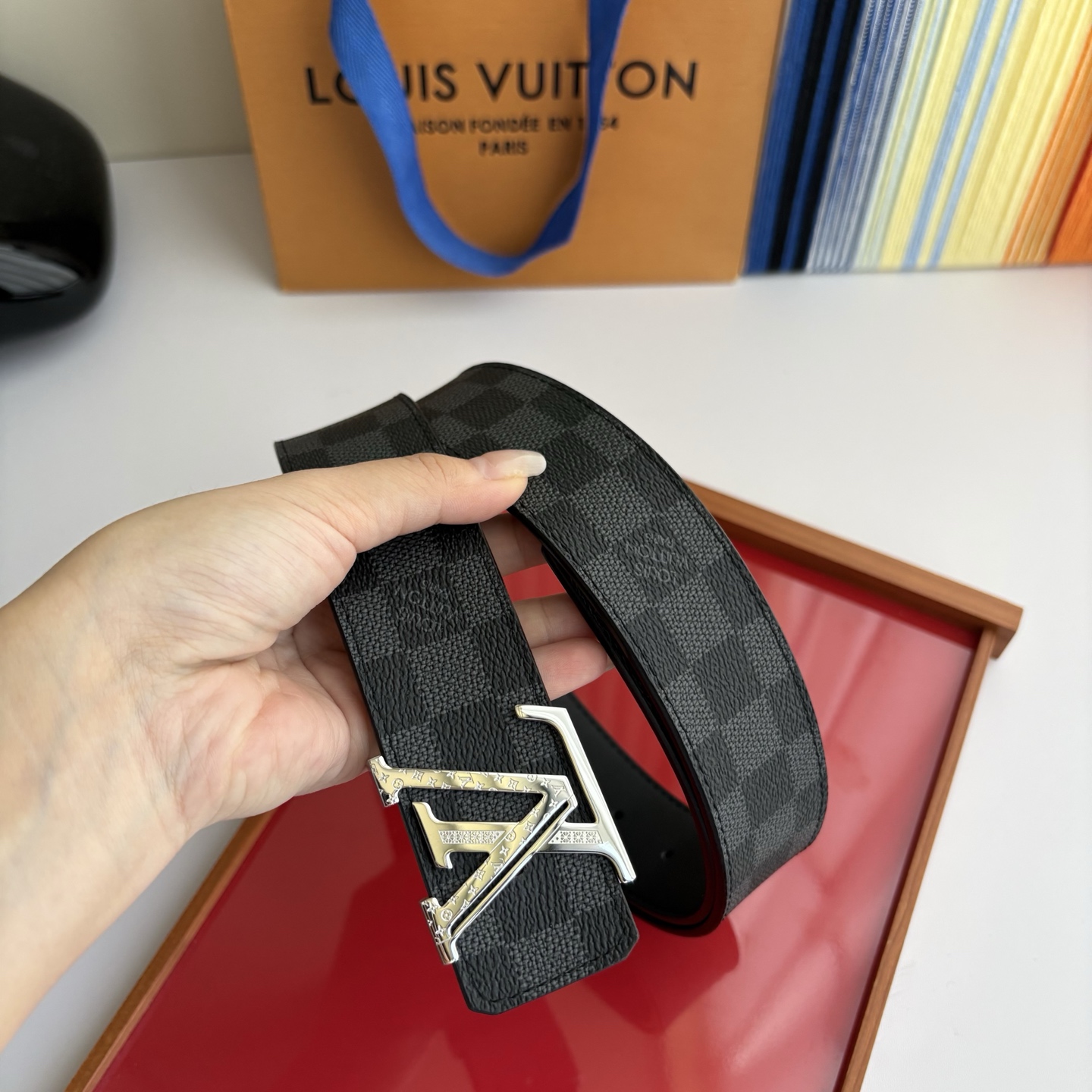 LOUIS VUITTON经典原单品质，一面经典Pvc印花一面平纹搭配原单精品钢扣，精工制作，细节看图，