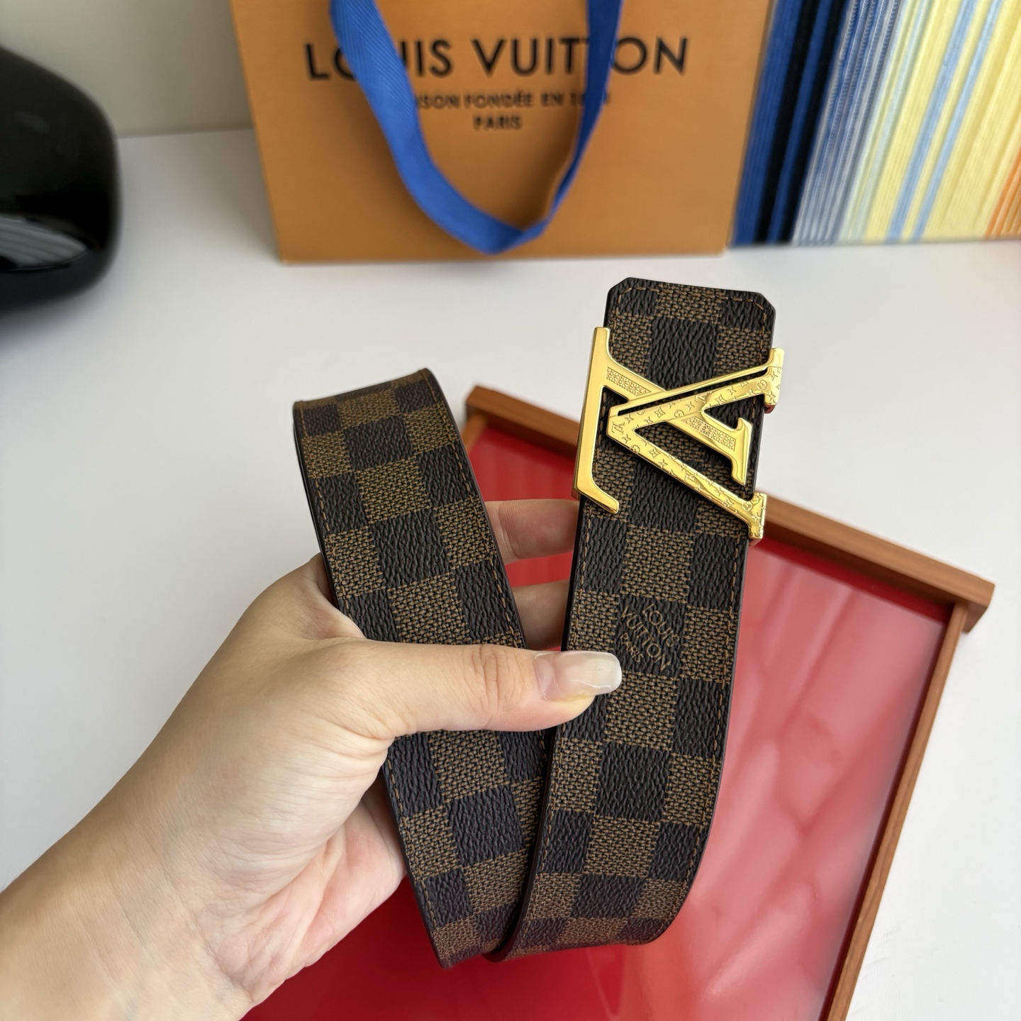 LOUIS VUITTON经典原单品质，一面经典Pvc印花一面平纹搭配原单精品钢扣，精工制作，细节看图，