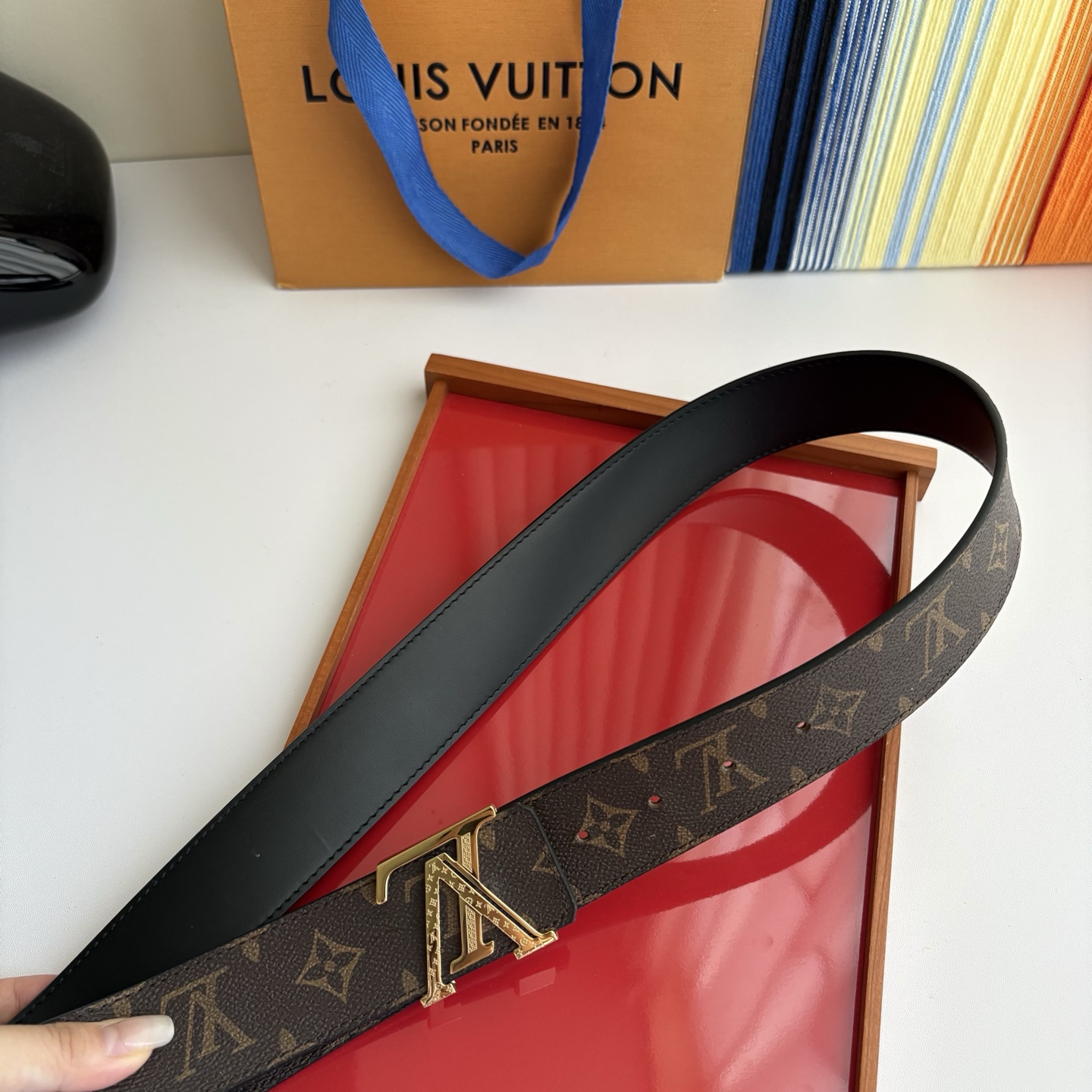 LOUIS VUITTON经典原单品质，一面经典Pvc印花一面平纹搭配原单精品钢扣，精工制作，细节看图，