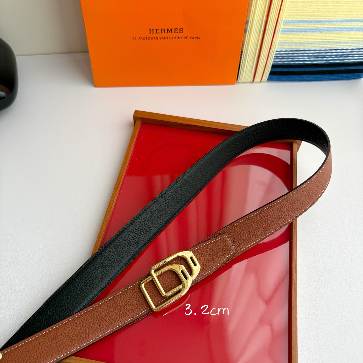 【爱马仕】Hermes 原单爱马仕，宽3.2cm进口原版皮带身，双面可两面用，精品电镀五金 ！