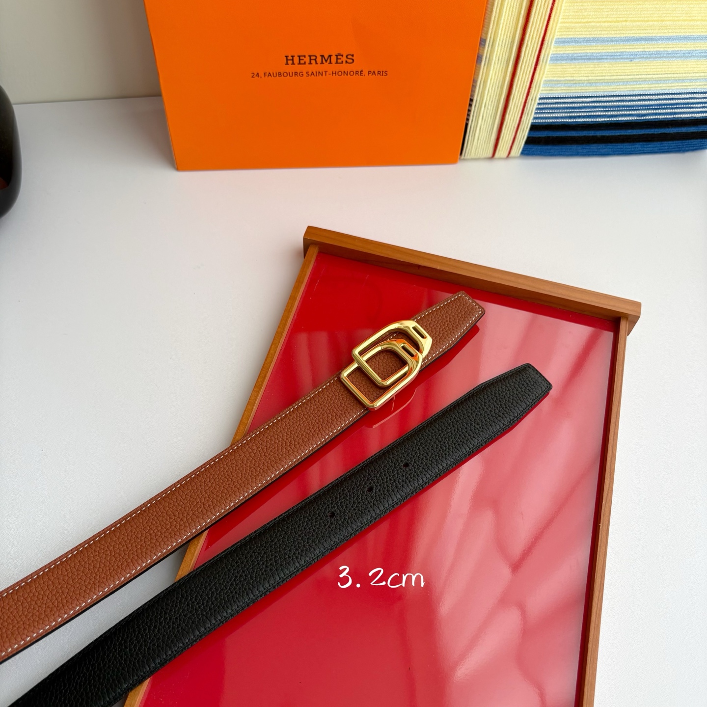 【爱马仕】Hermes 原单爱马仕，宽3.2cm进口原版皮带身，双面可两面用，精品电镀五金 ！