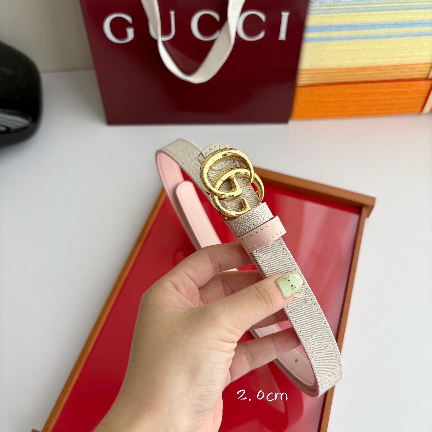 NO:882664,Original Gucci classic original quality, printed fabric surface with original plain bottom, fine copper buckle, fine workmanship, detailed pictures, actual shooting, high-end luxury, width 2.0cm, belt, gucci19860909原单  Gucci 经典原单品质,印花织布面搭配原版平纹底,精品铜扣,精工制作,细节看图,实物拍摄,高端奢华,宽度2.0cm,皮带,gucci,Belt