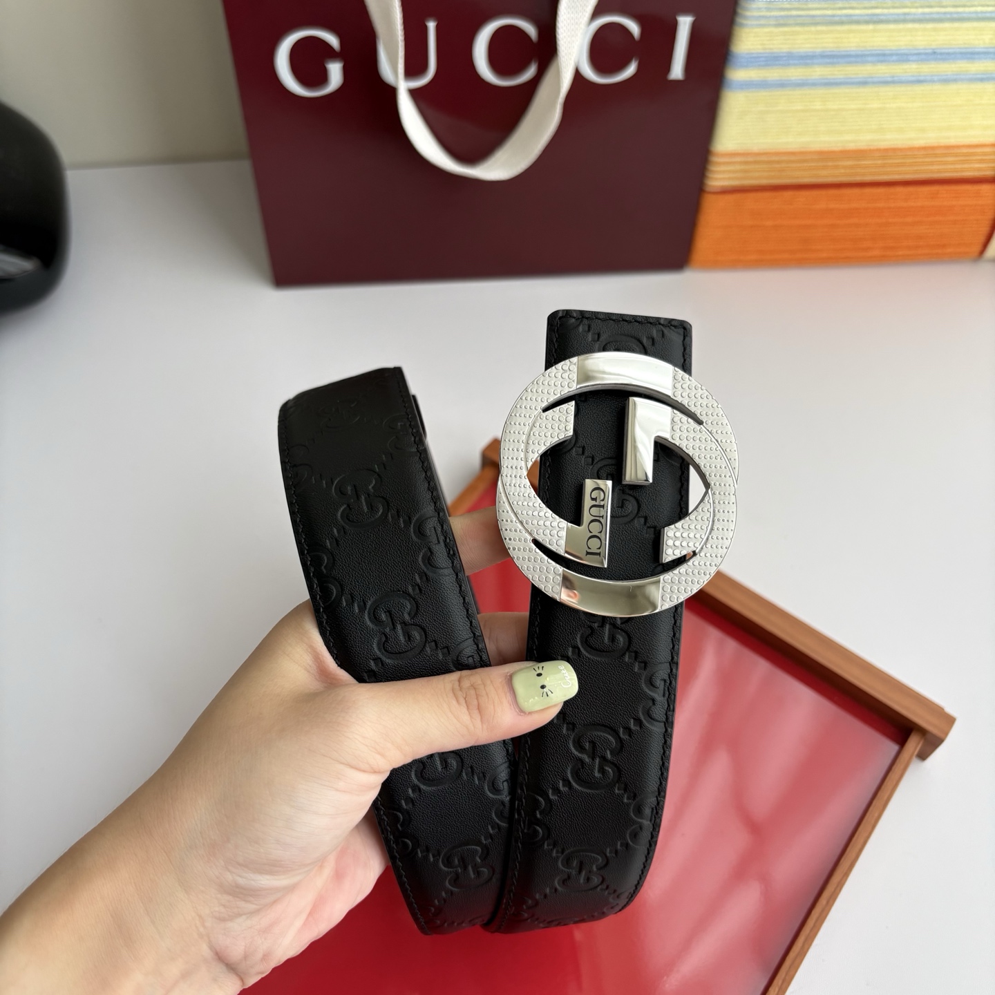 Gucci 经典原单品质，压花面搭配原版皮底，精品钢扣，精工制作，细节看图，实物拍摄，高端奢华，宽度4.