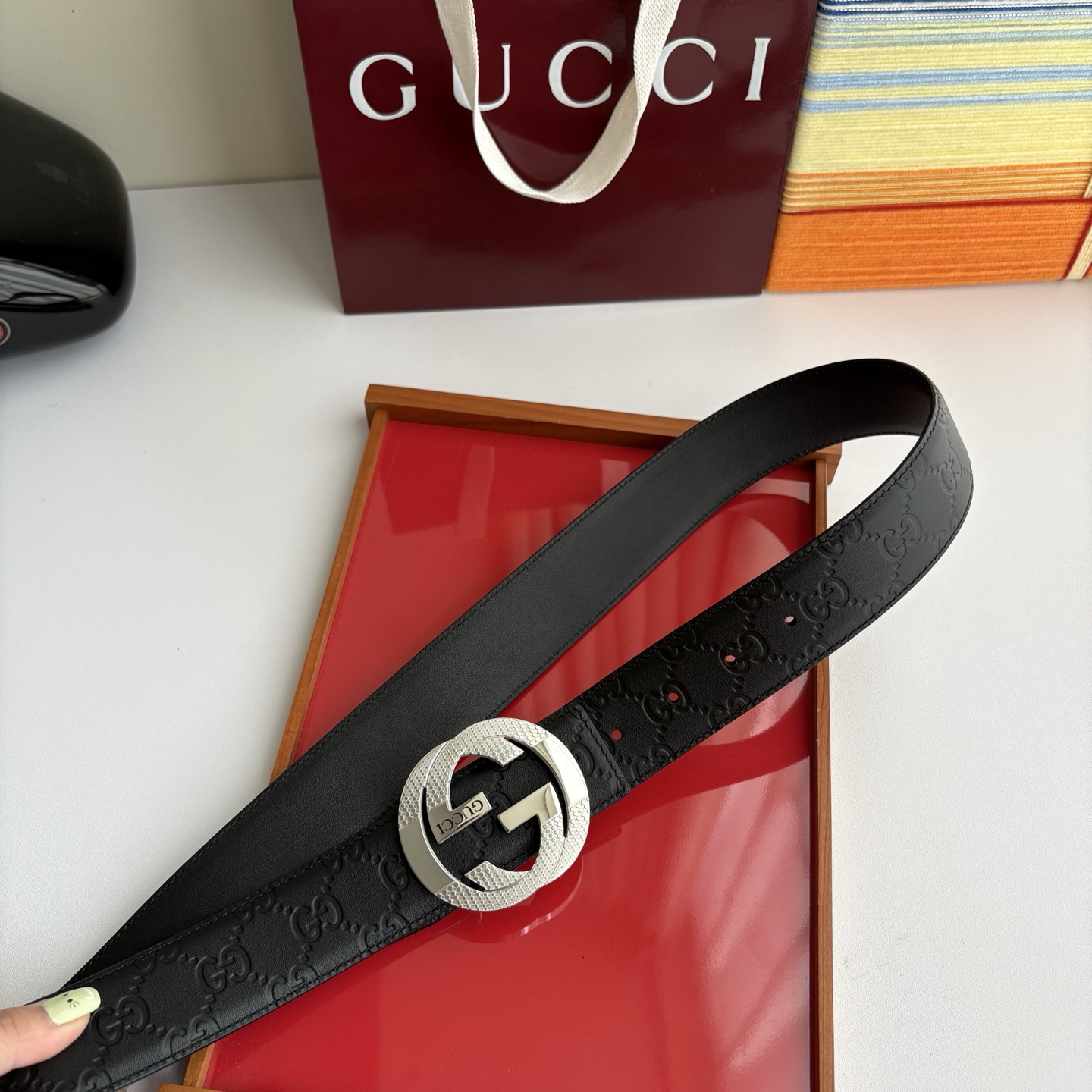 Gucci 经典原单品质，压花面搭配原版皮底，精品钢扣，精工制作，细节看图，实物拍摄，高端奢华，宽度4.