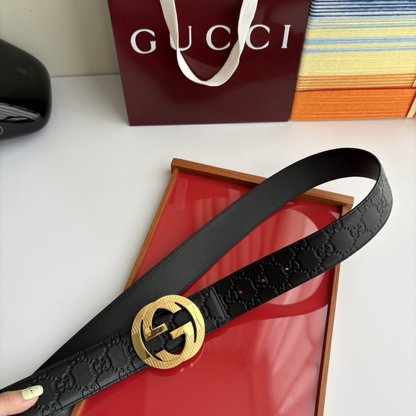 Gucci 经典原单品质，压花面搭配原版皮底，精品钢扣，精工制作，细节看图，实物拍摄，高端奢华，宽度4.