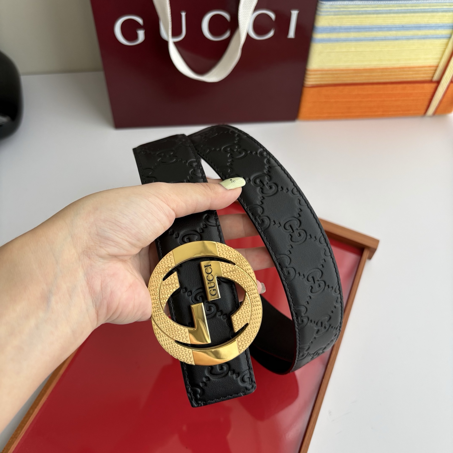 Gucci 经典原单品质，压花面搭配原版皮底，精品钢扣，精工制作，细节看图，实物拍摄，高端奢华，宽度4.