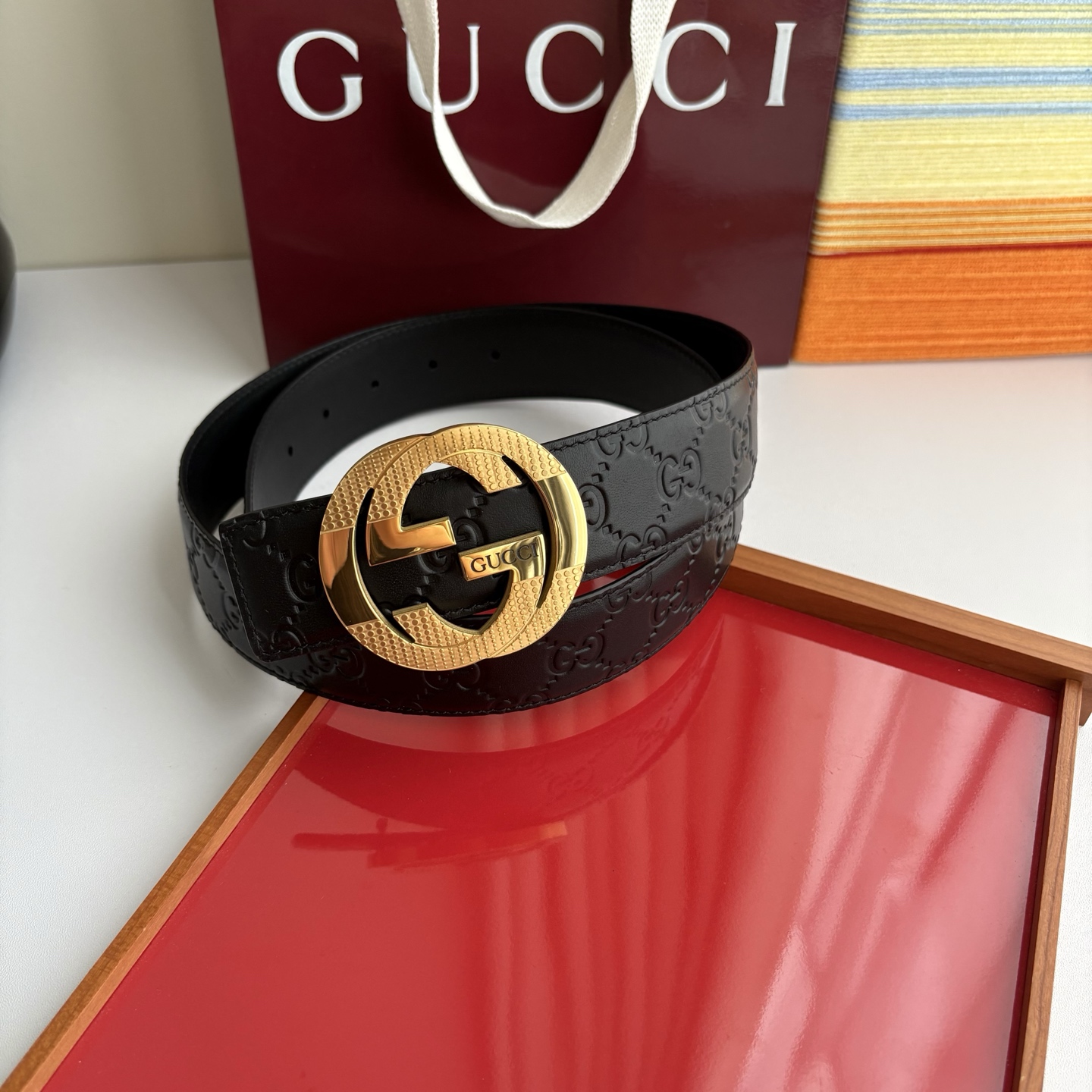 Gucci 经典原单品质，压花面搭配原版皮底，精品钢扣，精工制作，细节看图，实物拍摄，高端奢华，宽度4.