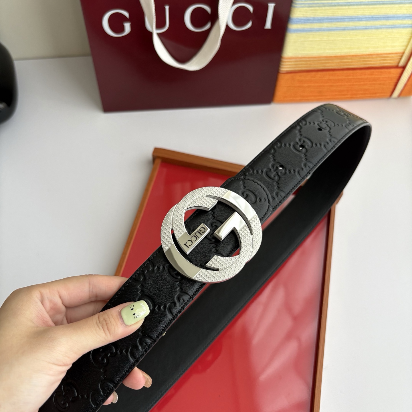 Gucci 经典原单品质，压花面搭配原版皮底，精品钢扣，精工制作，细节看图，实物拍摄，高端奢华，宽度4.