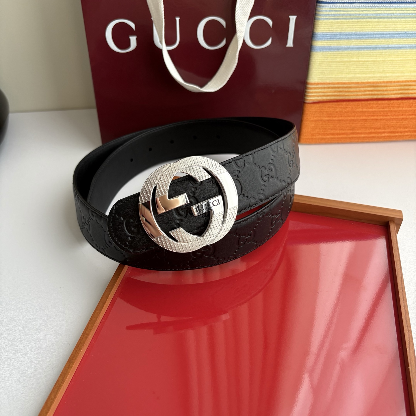 Gucci 经典原单品质，压花面搭配原版皮底，精品钢扣，精工制作，细节看图，实物拍摄，高端奢华，宽度4.