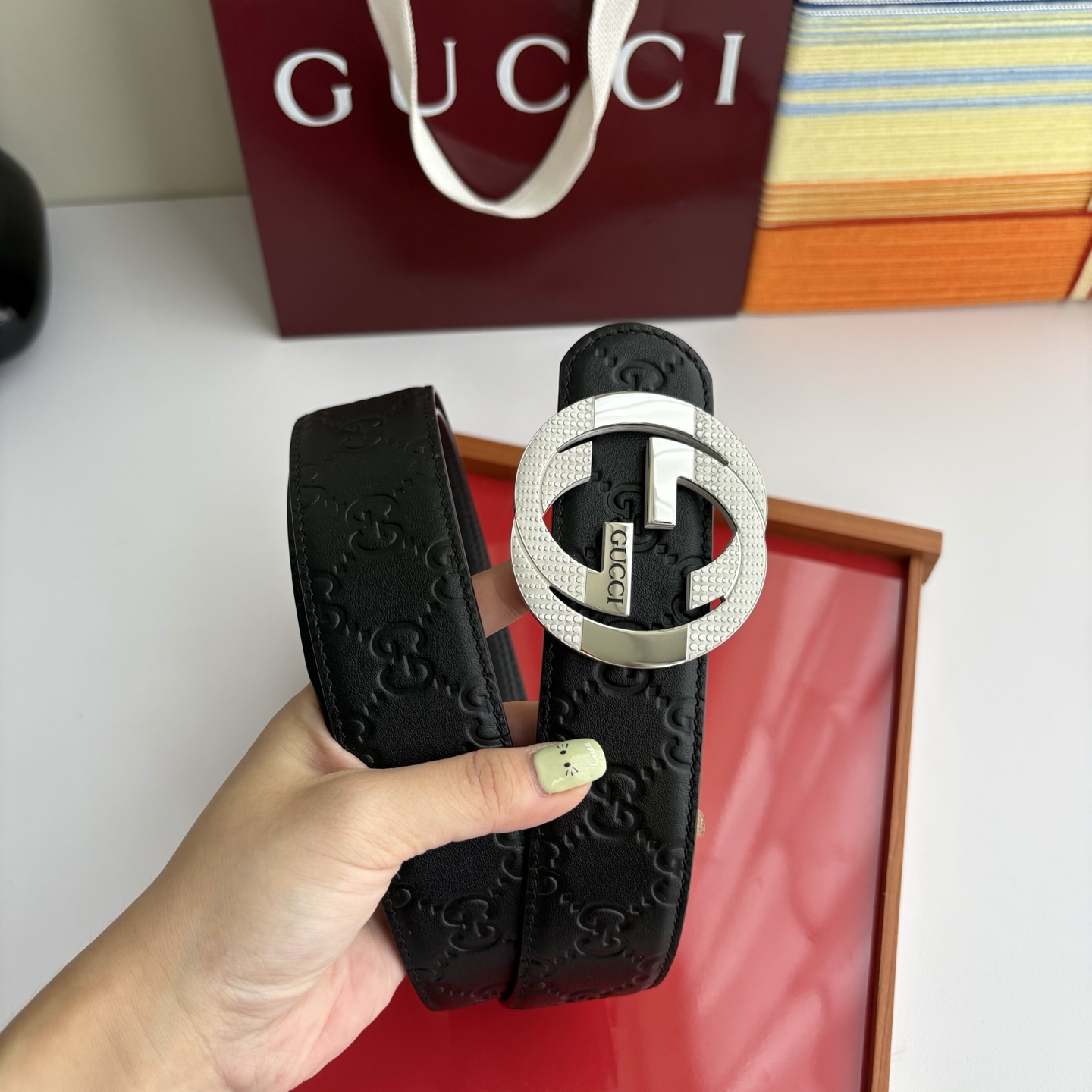 Gucci 经典原单品质，压花面搭配原版皮底，精品钢扣，精工制作，细节看图，实物拍摄，高端奢华，宽度4.