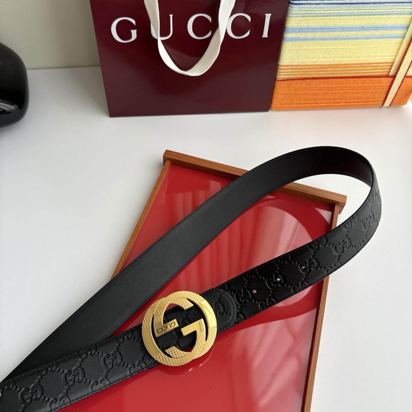 Gucci 经典原单品质，压花面搭配原版皮底，精品钢扣，精工制作，细节看图，实物拍摄，高端奢华，宽度4.