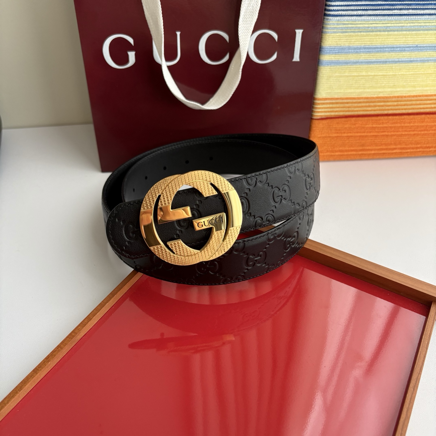 Gucci 经典原单品质，压花面搭配原版皮底，精品钢扣，精工制作，细节看图，实物拍摄，高端奢华，宽度4.