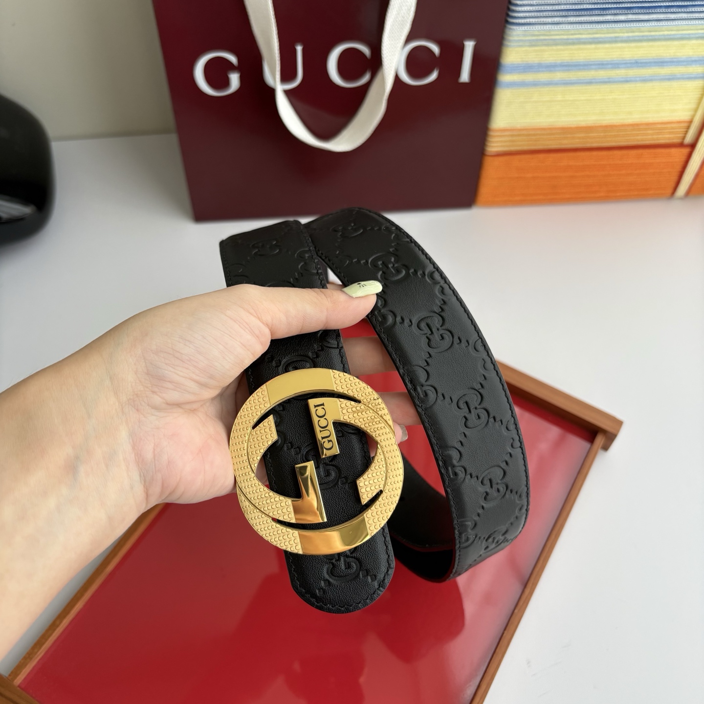 Gucci 经典原单品质，压花面搭配原版皮底，精品钢扣，精工制作，细节看图，实物拍摄，高端奢华，宽度4.