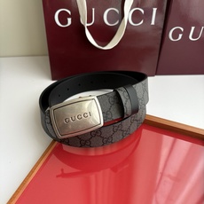 Gucci 经典原单品质,Pvc灰色印花面搭配原版平纹底,纯铜挂扣,精工制作,细节看图,实物拍摄,高端奢华,宽度3.5c Gucci 经典原单品质,Pvc灰色印花面搭配原版平纹底,纯铜挂扣,精工制作,细节看图,实物拍摄,高端奢华,宽度3.5c