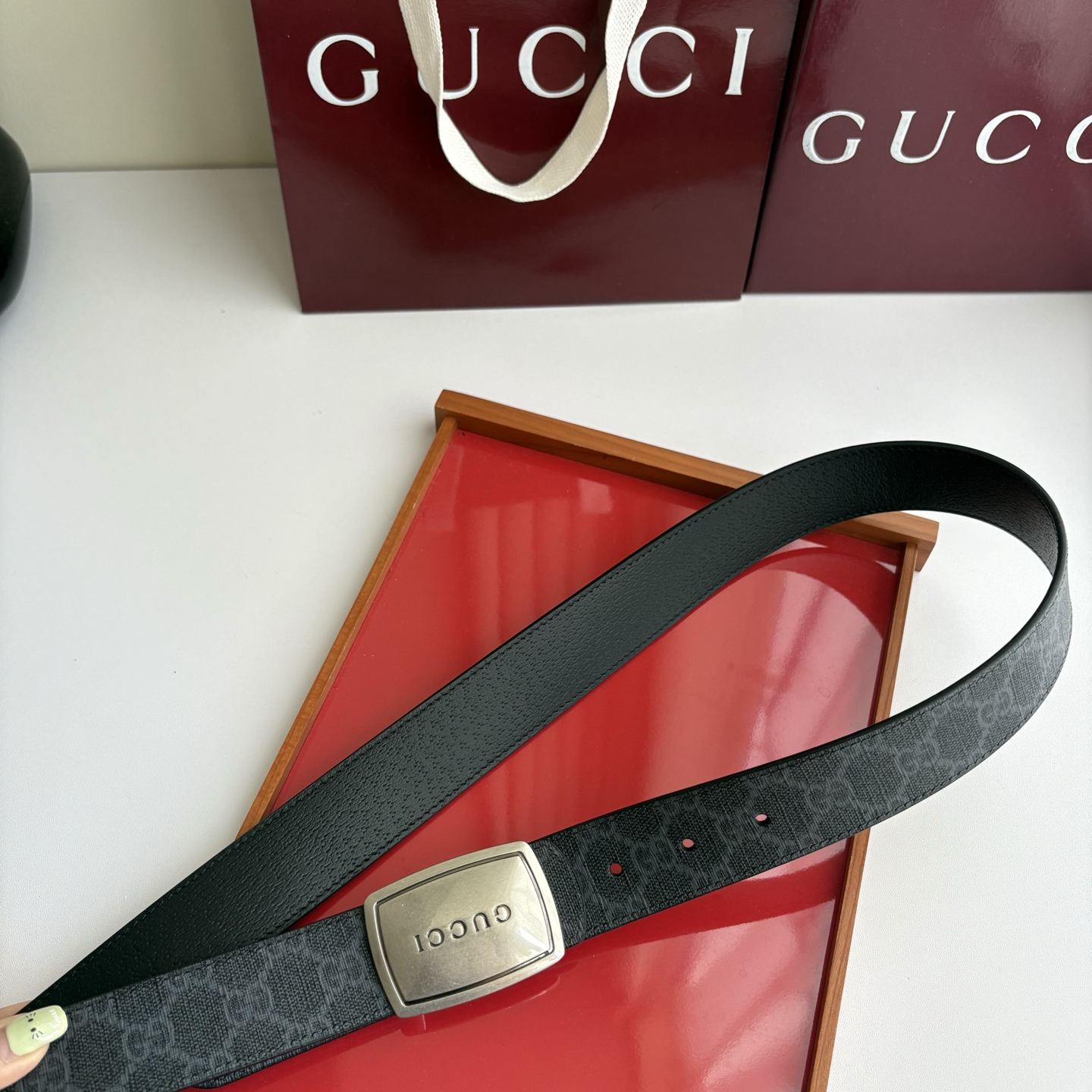 Gucci 经典原单品质，Pvc黑色印花面搭配原版猪皮纹底，纯铜挂扣，精工制作，细节看图，实物拍摄，高端奢华，宽度3.5
