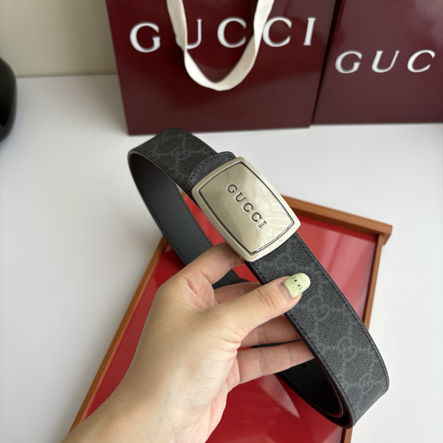 Gucci 经典原单品质，Pvc黑色印花面搭配原版猪皮纹底，纯铜挂扣，精工制作，细节看图，实物拍摄，高端奢华，宽度3.5
