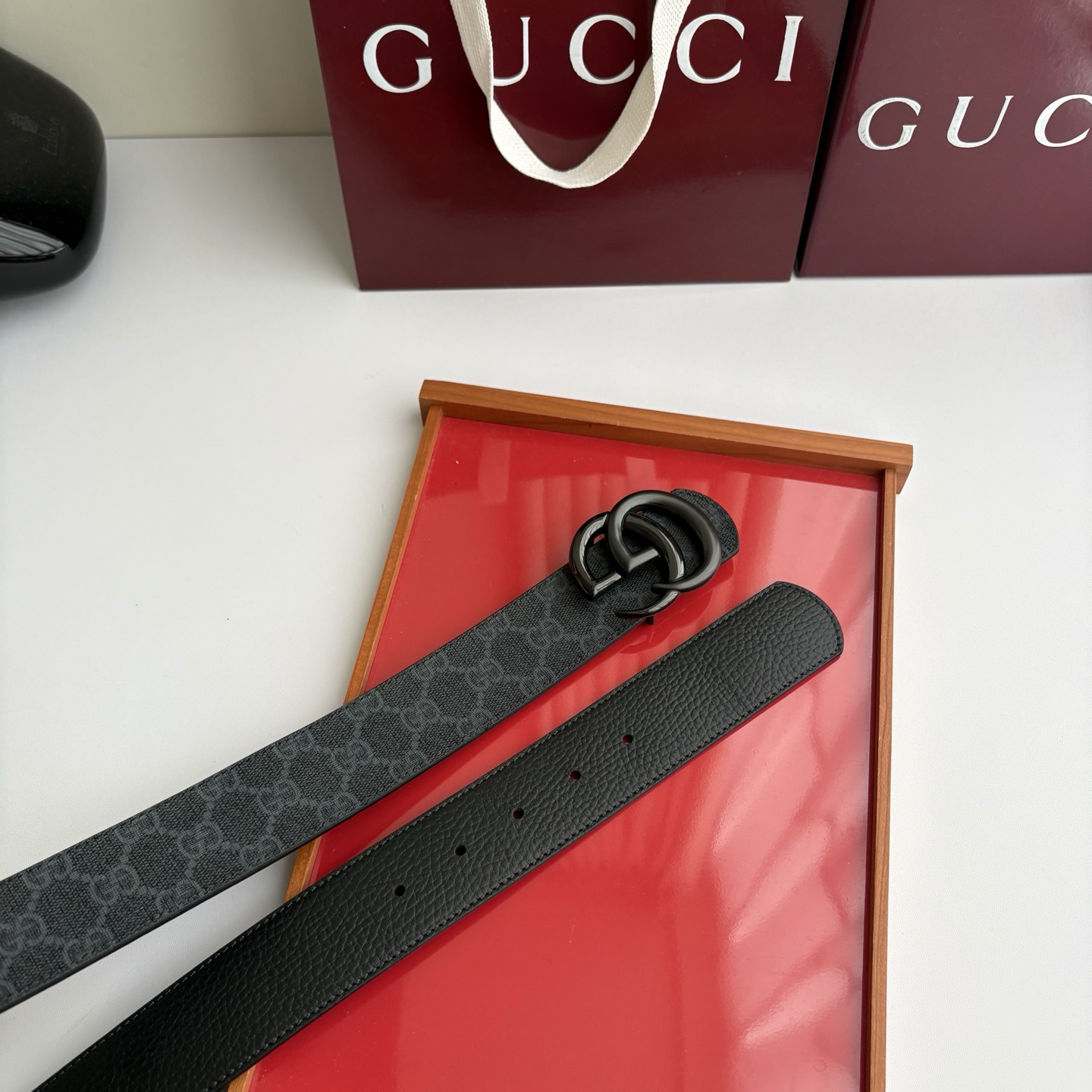 Gucci 经典原单品质，Pvc黑色印花面搭配原版荔枝纹底，纯铜挂扣，精工制作，细节看图，实物拍摄，高端奢华，宽度4.0