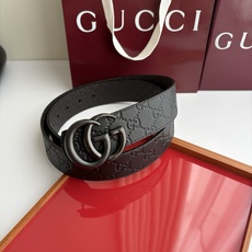Gucci 经典原单品质,压大花黑色面搭配咖色压小花底,纯铜挂扣,精工制作,细节看图,实物拍摄,高端奢华,宽度4.0cm Gucci 经典原单品质,压大花黑色面搭配咖色压小花底,纯铜挂扣,精工制作,细节看图,实物拍摄,高端奢华,宽度4.0cm
