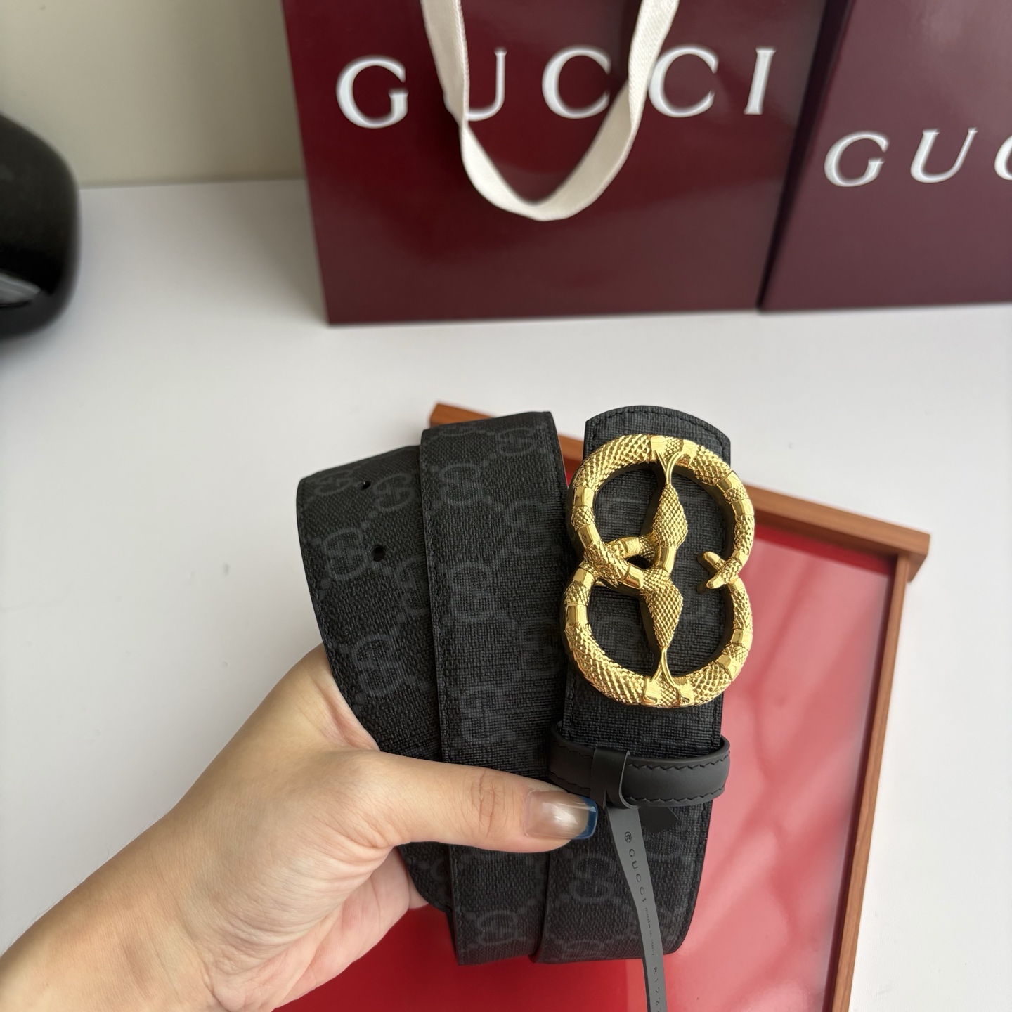Gucci 经典原单品质，印花面配原版平纹底，纯钢挂扣，精工制作，细节看图，实物拍摄，高端奢华，宽度4.0cm