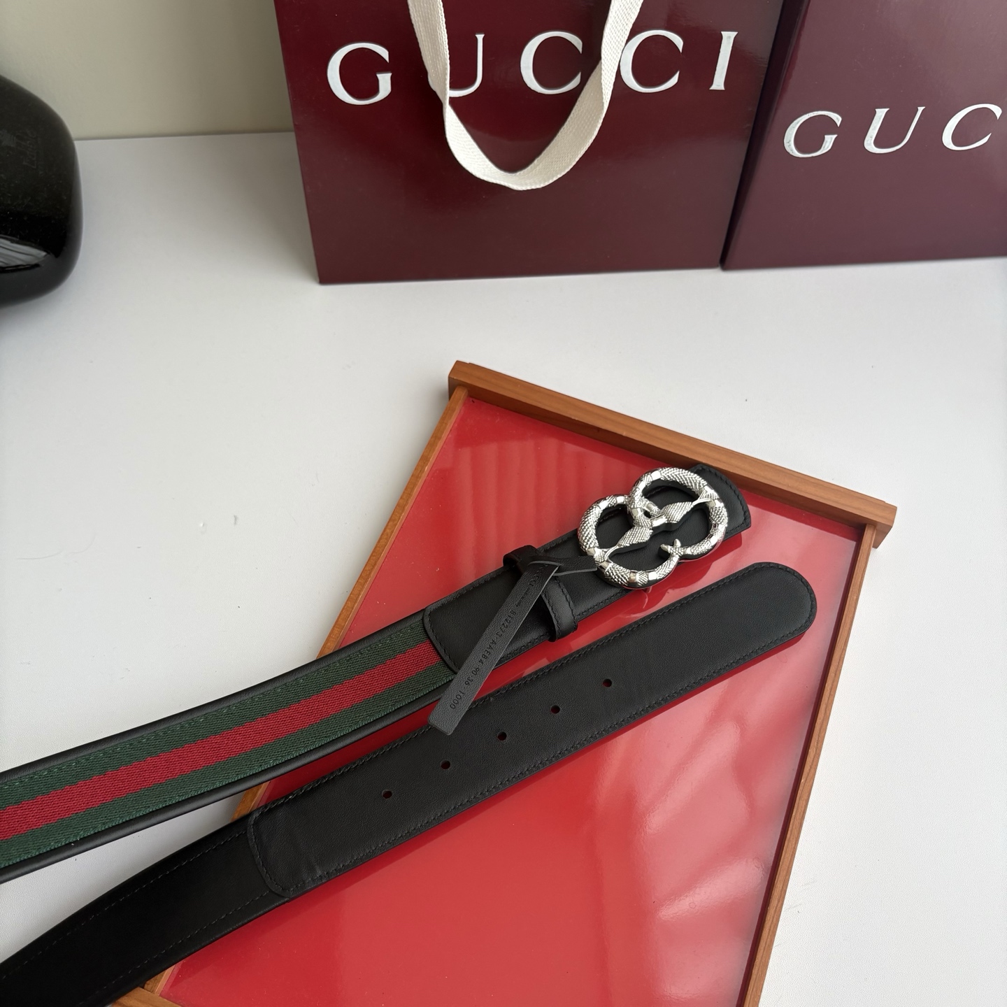 Gucci 经典原单品质，织带面配原版平纹底，纯钢挂扣，精工制作，细节看图，实物拍摄，高端奢华，宽度4.0cm