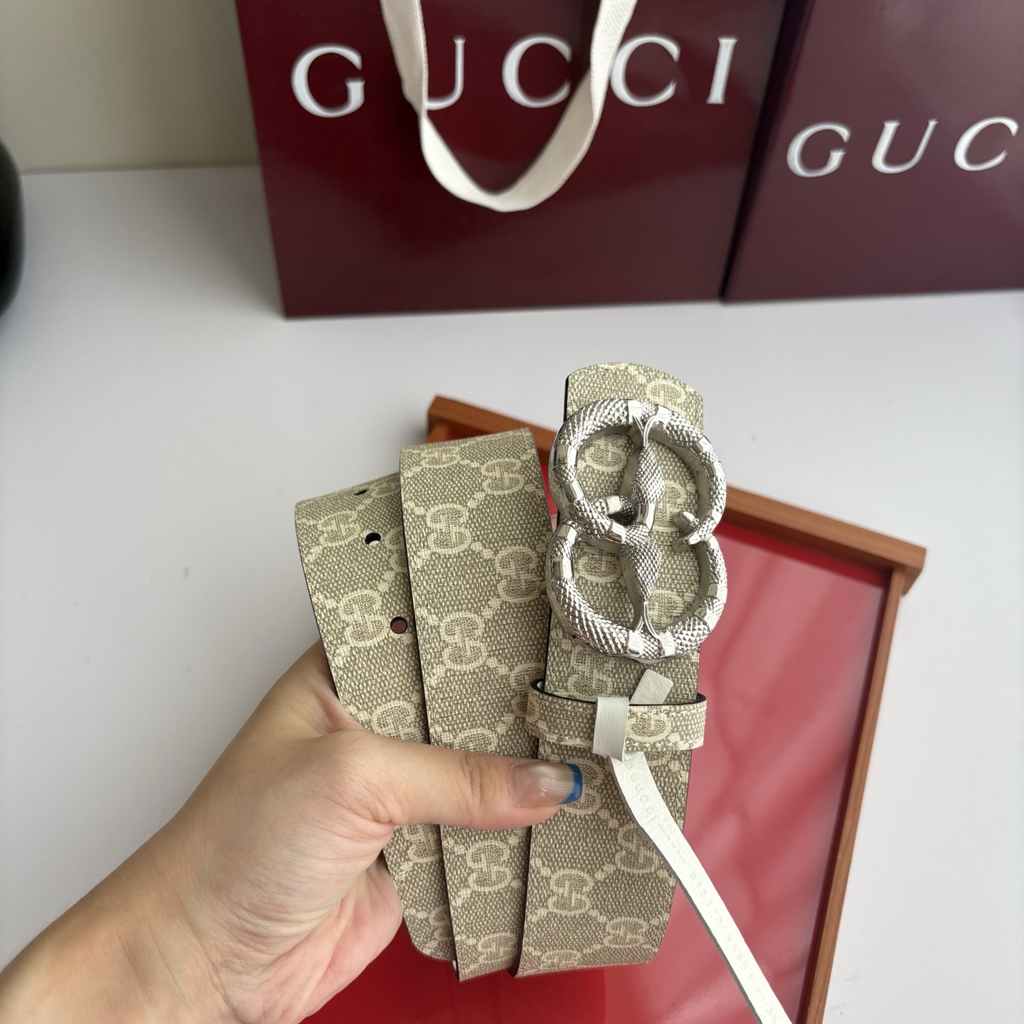 Gucci 经典原单品质，印花面配原版平纹底，纯钢挂扣，精工制作，细节看图，实物拍摄，高端奢华，宽度4.0cm