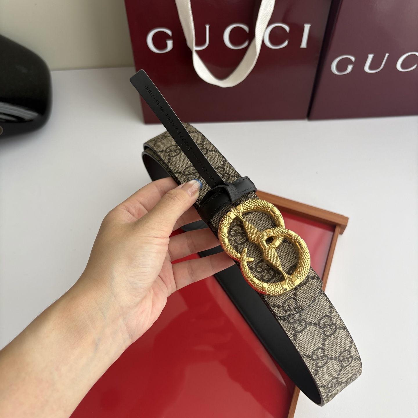 Gucci 经典原单品质，印花面配原版平纹底，纯钢挂扣，精工制作，细节看图，实物拍摄，高端奢华，宽度4.0cm
