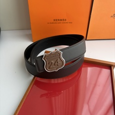 【爱马仕】Hermes 原单爱马仕,宽3.8cm进口原版皮带身,双面可用,精品电镀五金 ! 【爱马仕】Hermes 原单爱马仕,宽3.8cm进口原版皮带身,双面可用,精品电镀五金 !