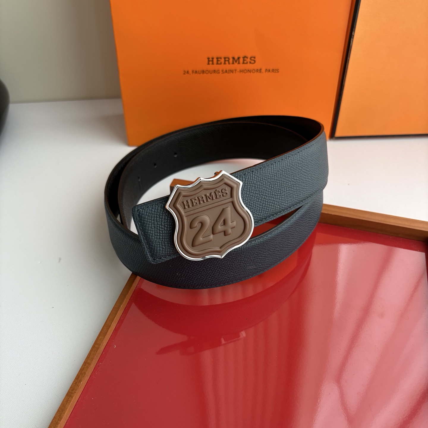 【爱马仕】Hermes 原单爱马仕,宽3.8cm进口原版皮带身,双面可用,精品电镀五金 ! 【爱马仕】Hermes 原单爱马仕,宽3.8cm进口原版皮带身,双面可用,精品电镀五金 !