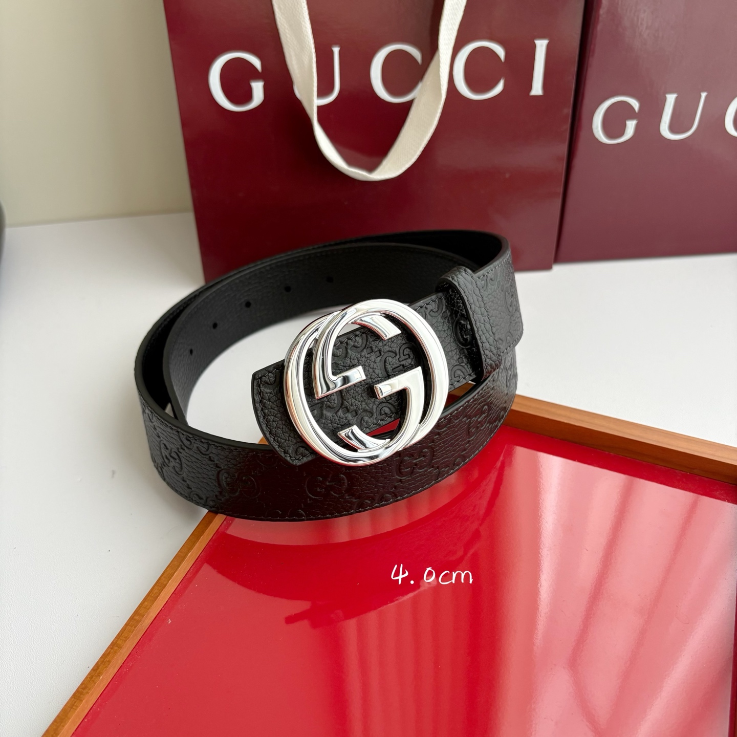 Gucci 经典原单品质，荔枝纹压花面搭配荔枝纹底，纯铜挂扣，精工制作，细节看图，实物拍摄，高端奢华，宽度4.0cm