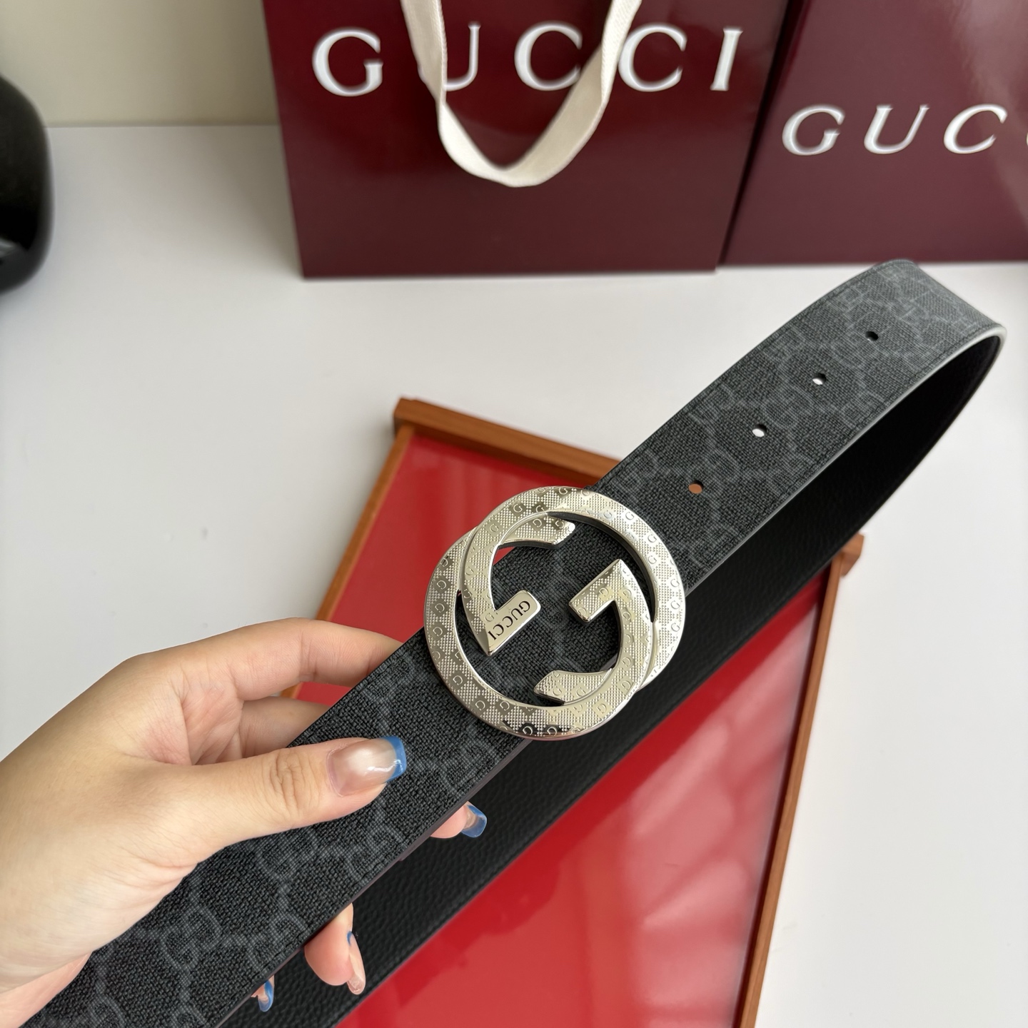 Gucci 经典原单品质，经典印花面搭配荔枝纹底，纯钢挂扣，精工制作，细节看图，实物拍摄，高端奢华，宽度4.0cm