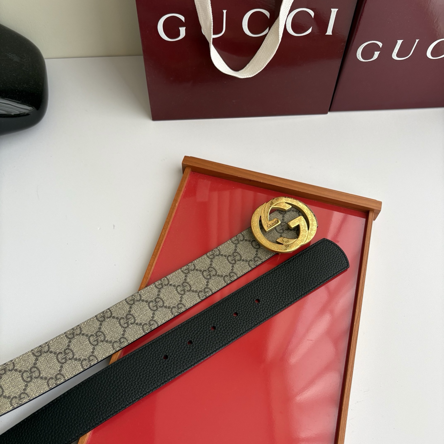 Gucci 经典原单品质，经典印花面搭配荔枝纹底，纯钢挂扣，精工制作，细节看图，实物拍摄，高端奢华，宽度4.0cm
