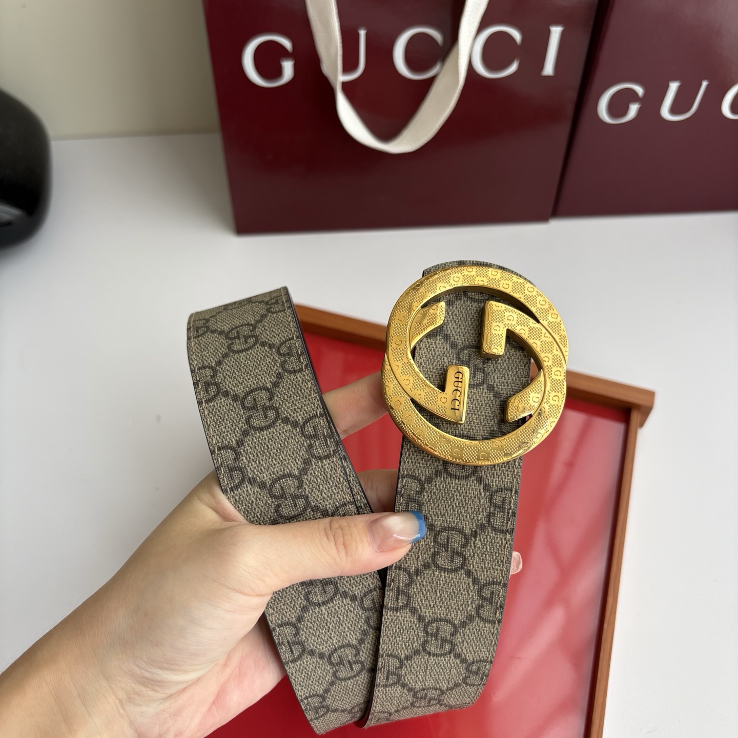 Gucci 经典原单品质，经典印花面搭配荔枝纹底，纯钢挂扣，精工制作，细节看图，实物拍摄，高端奢华，宽度4.0cm
