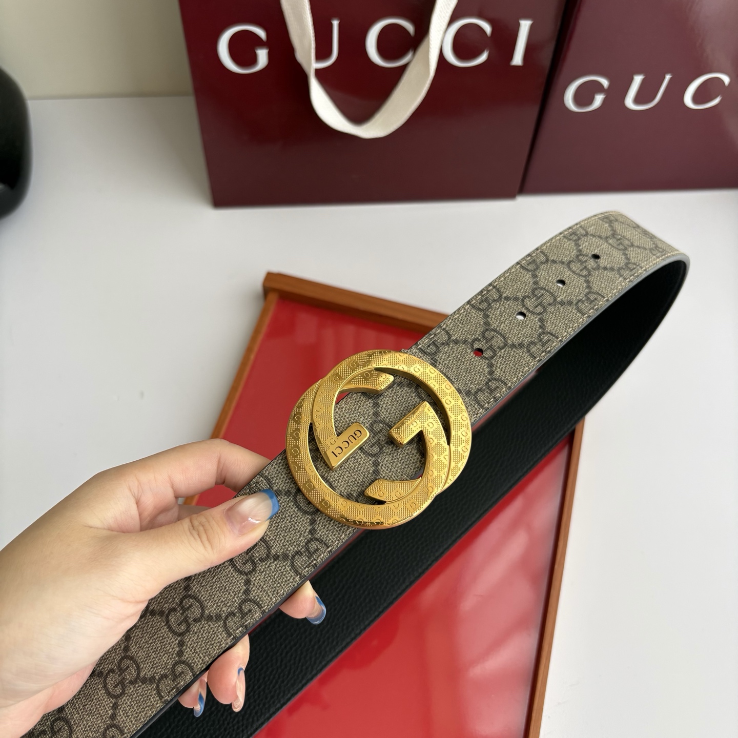 Gucci 经典原单品质，经典印花面搭配荔枝纹底，纯钢挂扣，精工制作，细节看图，实物拍摄，高端奢华，宽度4.0cm
