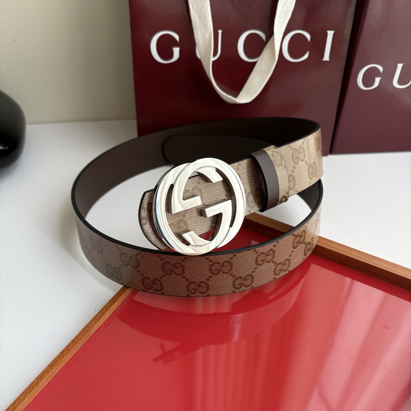 Gucci 原单品质，新款pvc印花面搭配原版平纹咖色底，精品铜挂扣，精工制作，细节看图，实物拍摄，高端奢华，宽度4.0
