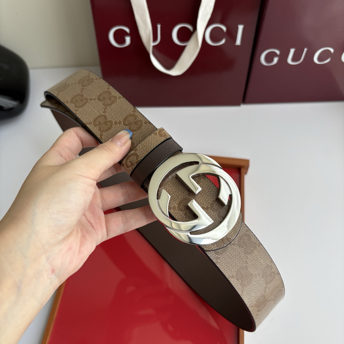 Gucci 原单品质，新款pvc印花面搭配原版平纹咖色底，精品铜挂扣，精工制作，细节看图，实物拍摄，高端奢华，宽度4.0