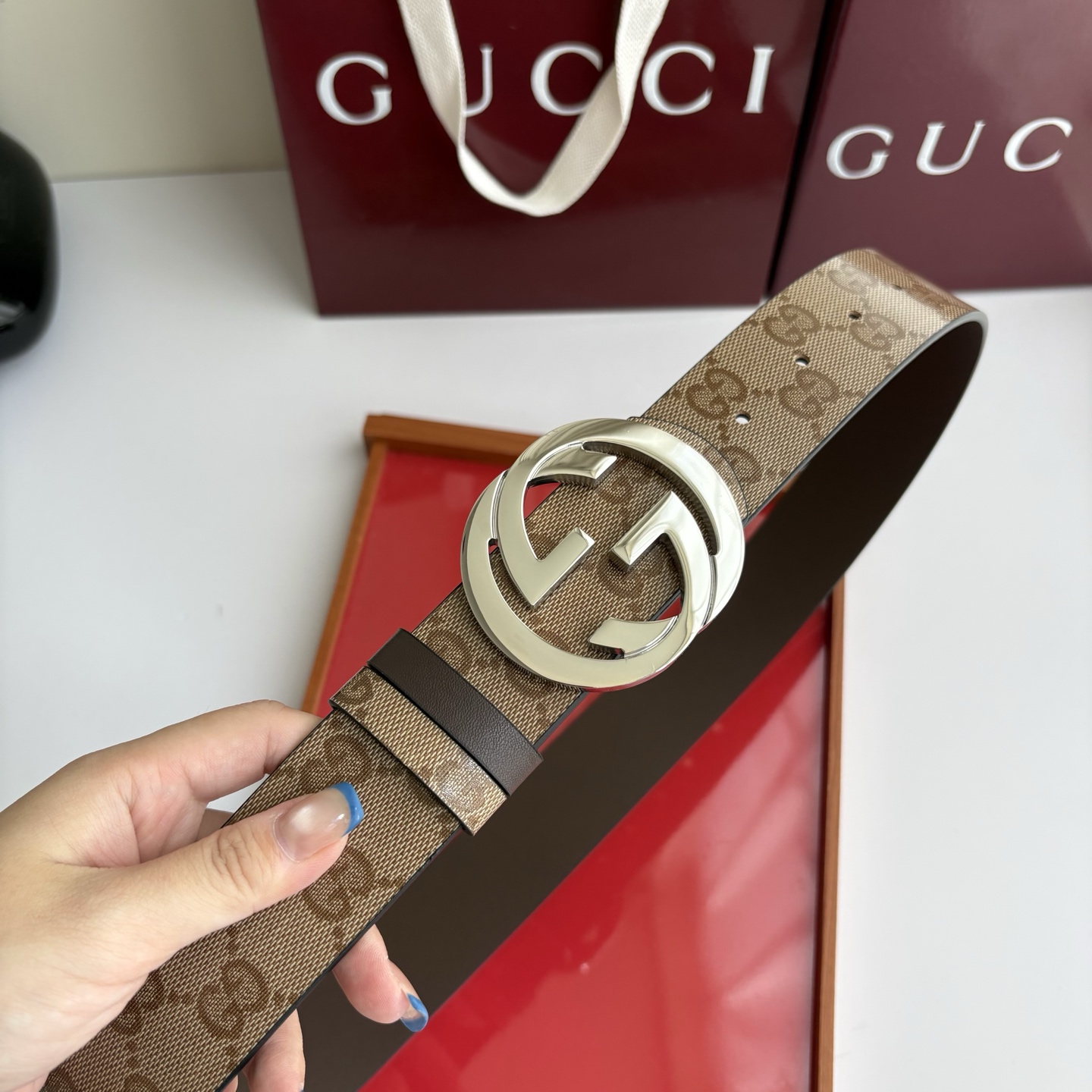 Gucci 原单品质，新款pvc印花面搭配原版平纹咖色底，精品铜挂扣，精工制作，细节看图，实物拍摄，高端奢华，宽度4.0