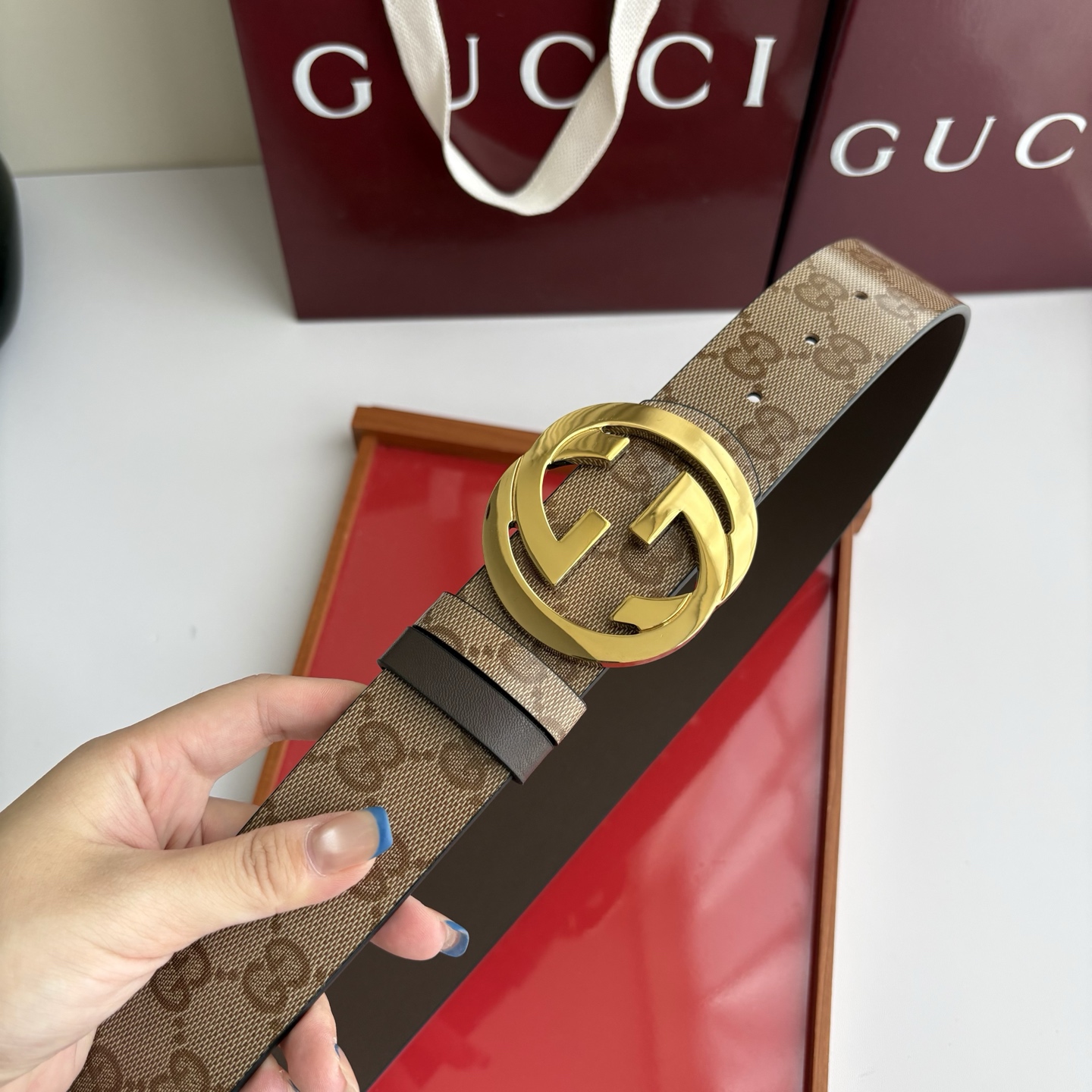 Gucci 原单品质，新款pvc印花面搭配原版平纹咖色底，精品铜挂扣，精工制作，细节看图，实物拍摄，高端奢华，宽度4.0